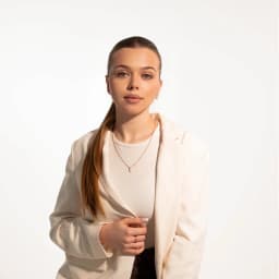 Ксения  Короткова