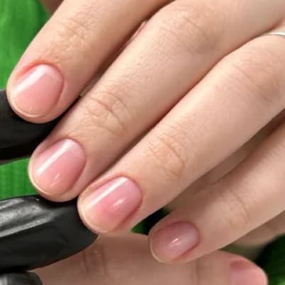Записаться на услугу Японский маникюр (обработка кутикулы + полировка ногтей)