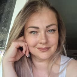 Анна Плотникова