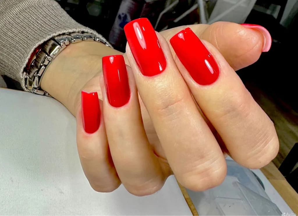 Фото услуги Наращивание ногтей + покрытие гель лак (длина до 3-ки) снятие материала нашей студии входит в стоимость