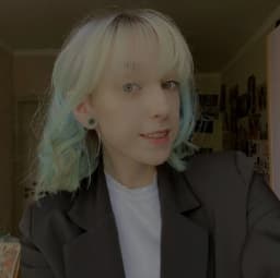 Алина