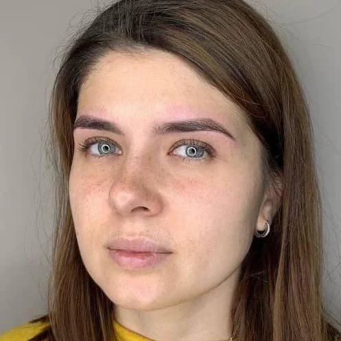 Записаться на услугу Архитектура бровей (с окрашиванием бровей и ресниц краской)