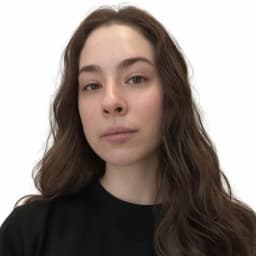 Полина