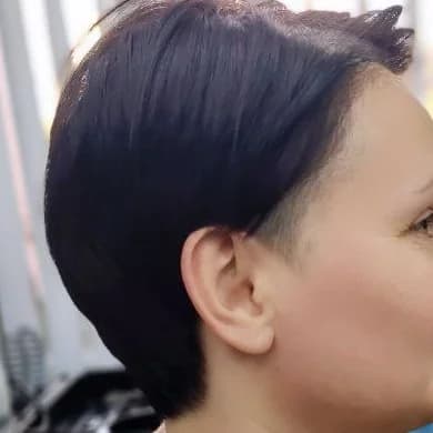 Записаться на услугу Окрашивание краской клиента