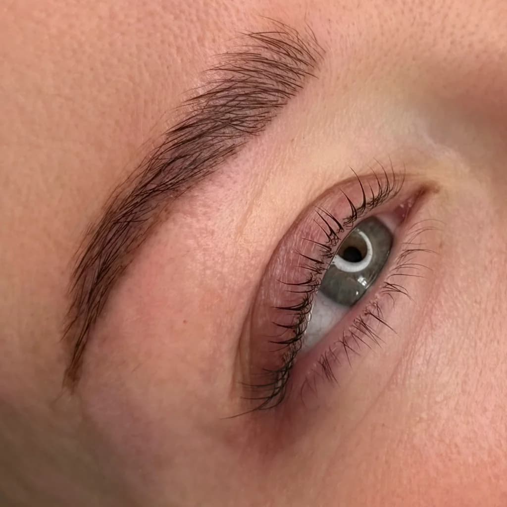 Фото услуги Ламинирование ресниц +botox