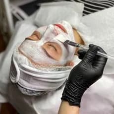 Записаться на услугу Чистка лица+неинвазивная карбокситерапия+уход по типу кожи