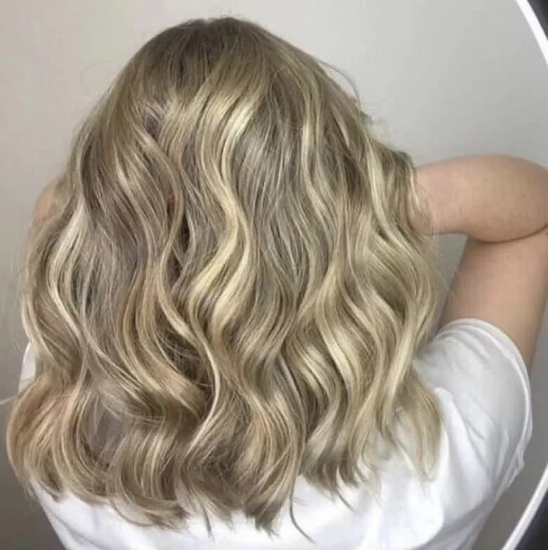 Записаться на услугу Airtouch/baby blond/total blond/baby lights на красках estel/kezy(длинные от плеч)