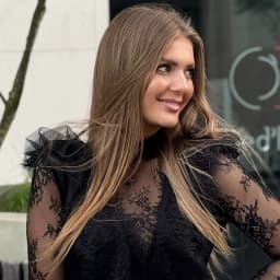 Лис Алина