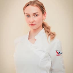 Зверкова Анастасия