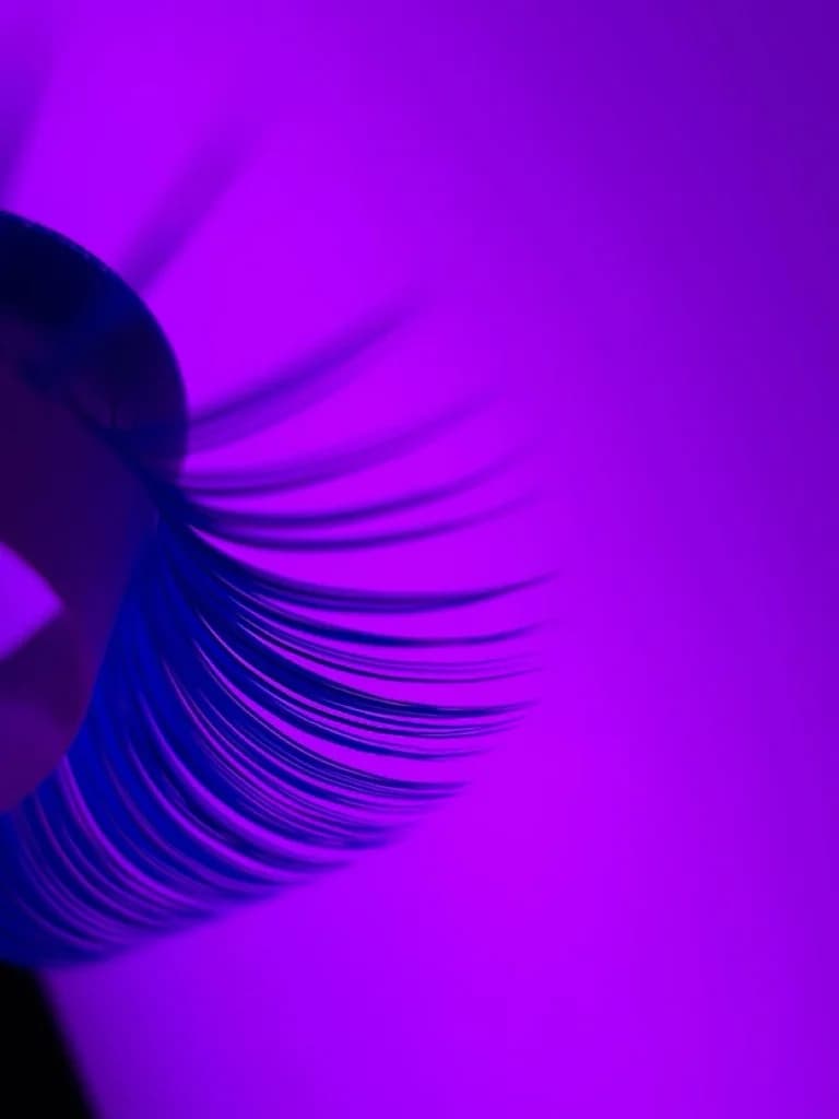 Ещё 3 фото услуги Офлайн обучение «led-наращивание ресниц»