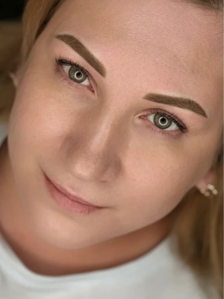 Ещё 9 фото услуги Ламинирование ресниц +botox