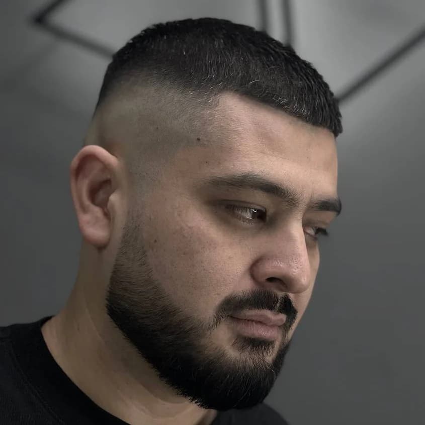 Ещё 2 фото услуги Стрижка и моделирование бороды / haircut and beard modeling