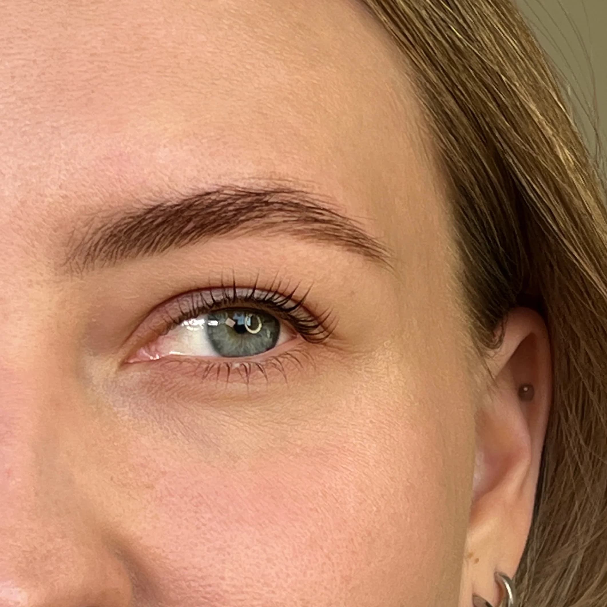 Фото услуги Окрашивание ресниц