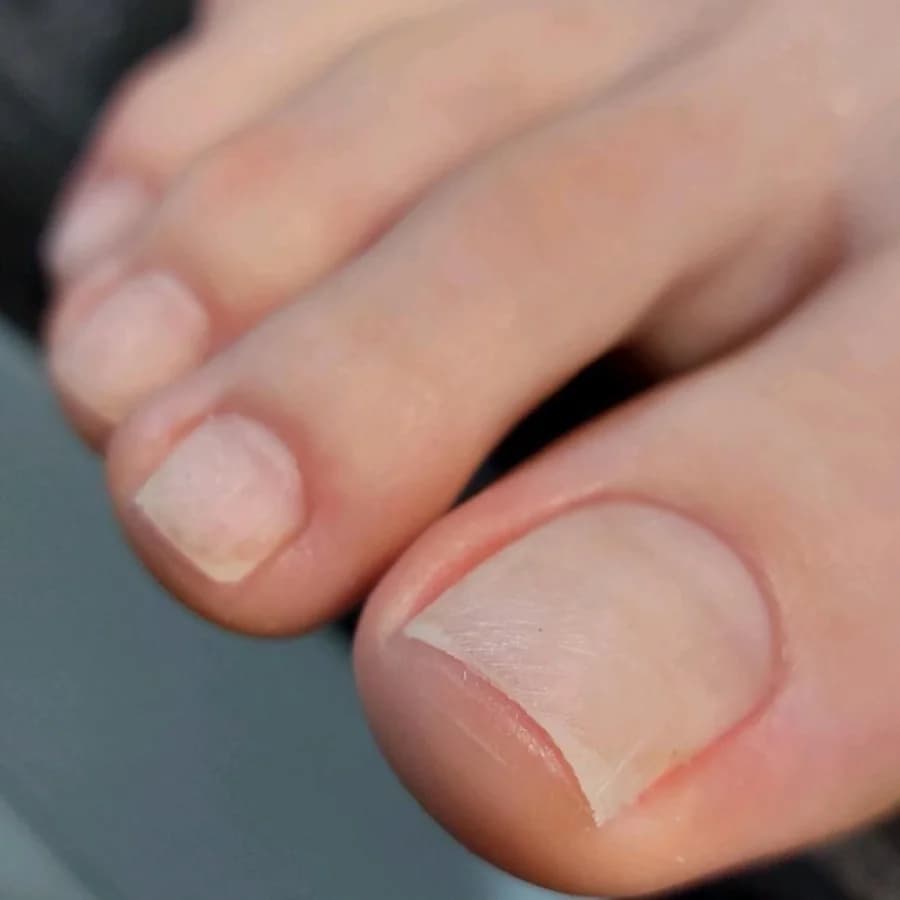 Фото услуги Экспресс-педикюр 
1500₽