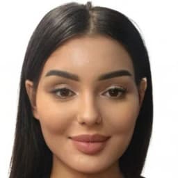 Полина