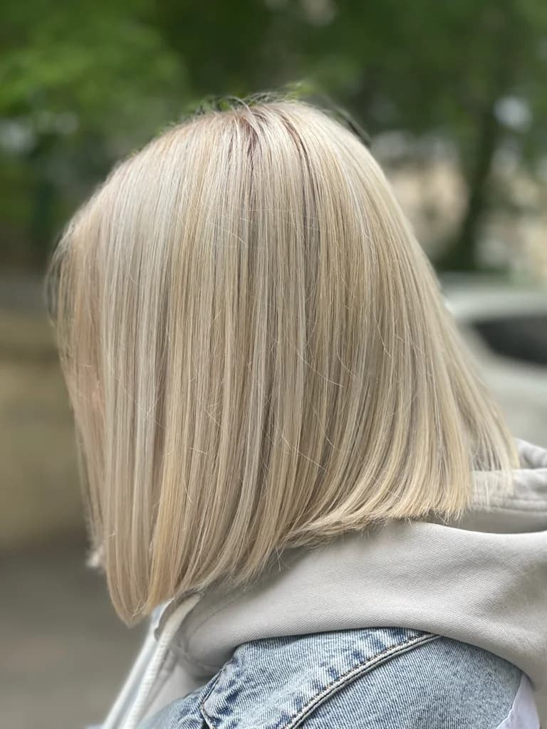 Фото услуги Сложное окрашивание средние краситель l’oréal  и lebel в стоимость входит мелирование или осветление плюс тонирование.