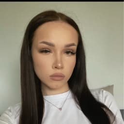 Полина