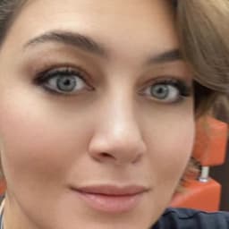 Попова Оксана