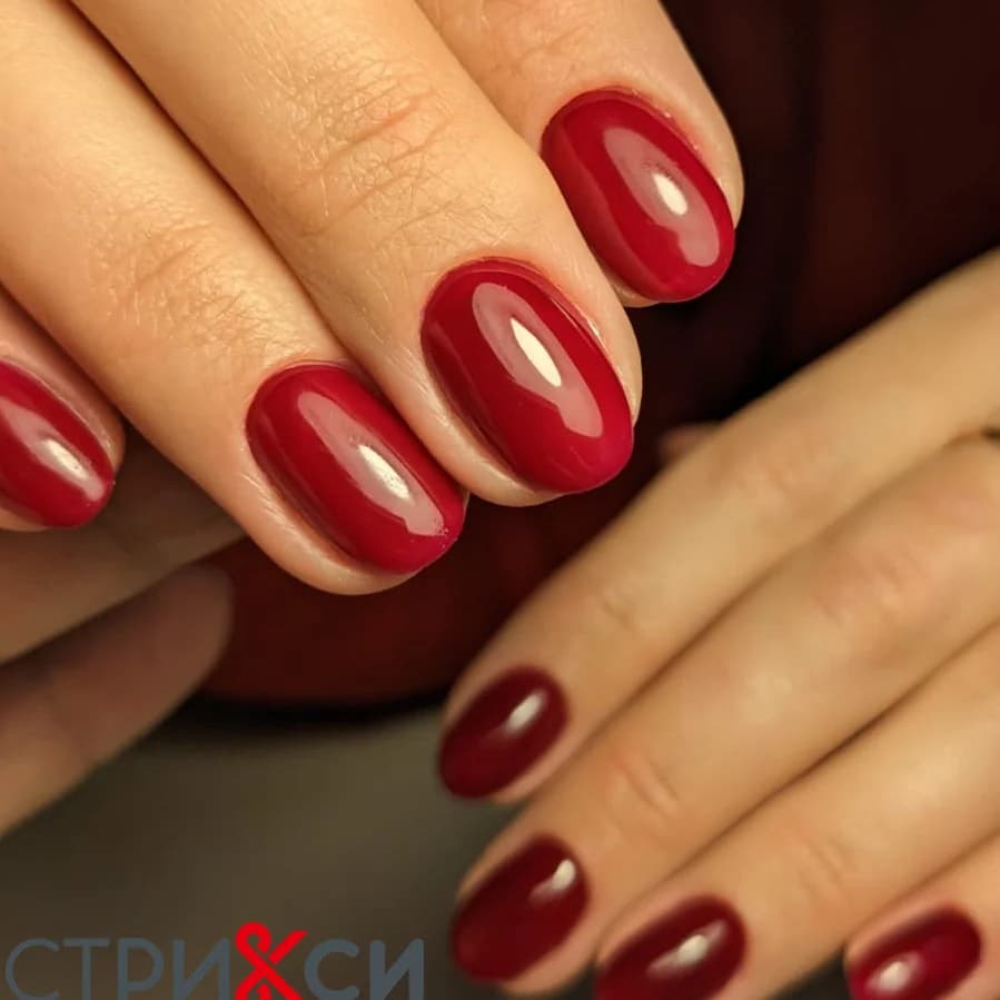 Ещё 2 фото услуги Маникюр комплекс