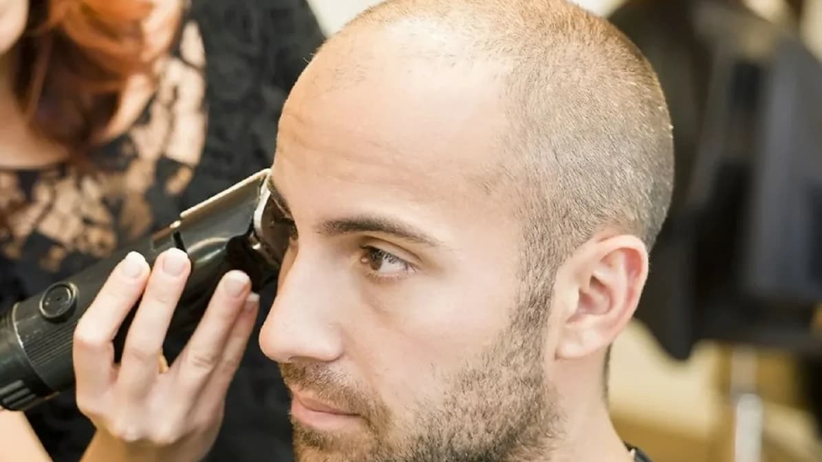 Записаться на услугу Стрижка «Наголо»