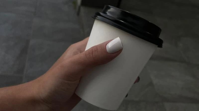 Записаться на услугу Маникюр + однотонное покрытие