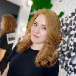Елена Хлёсткина