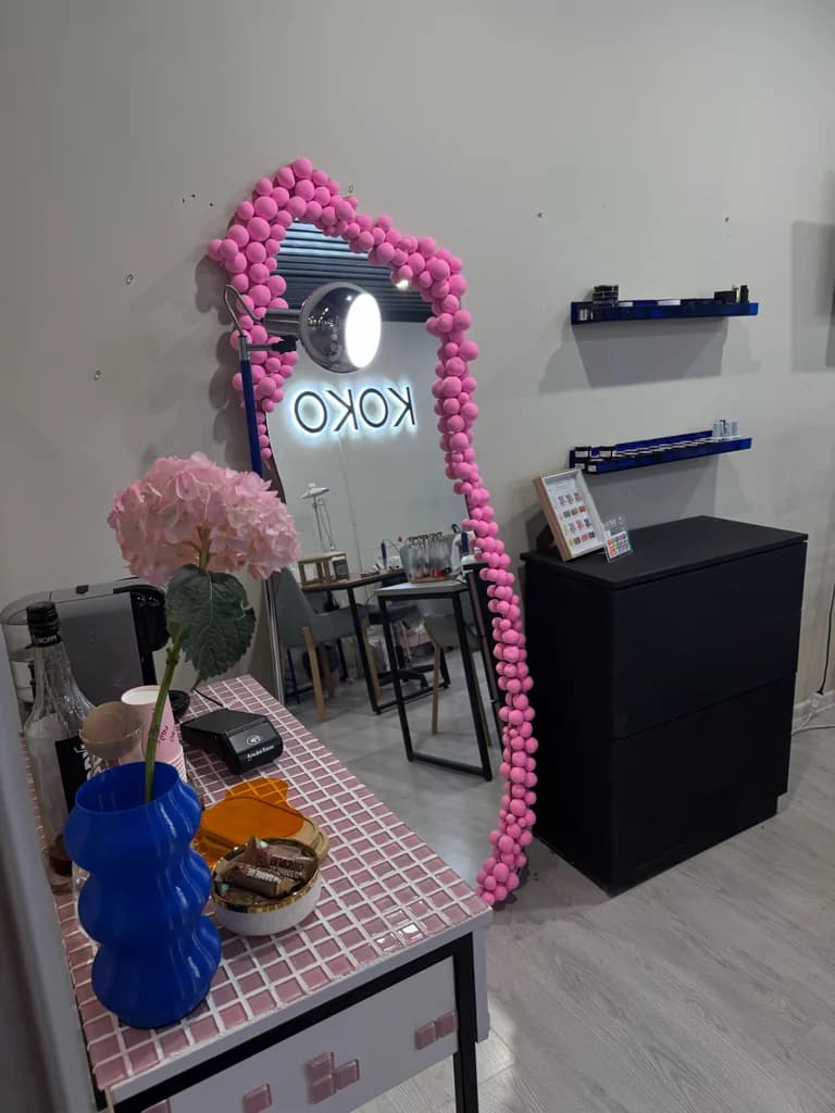Фото салона "Koko Nails" студия маникюра (3)