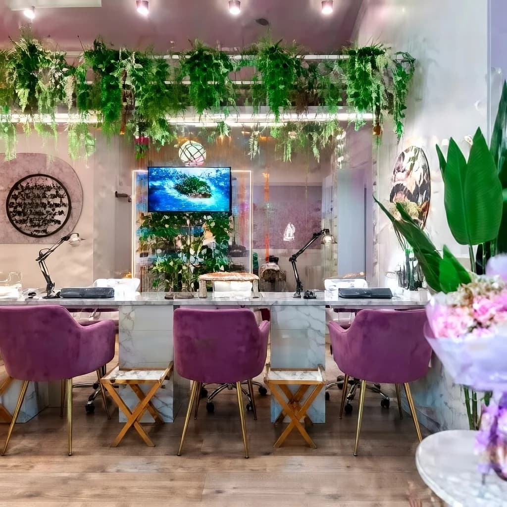 Lavanda Nailbar