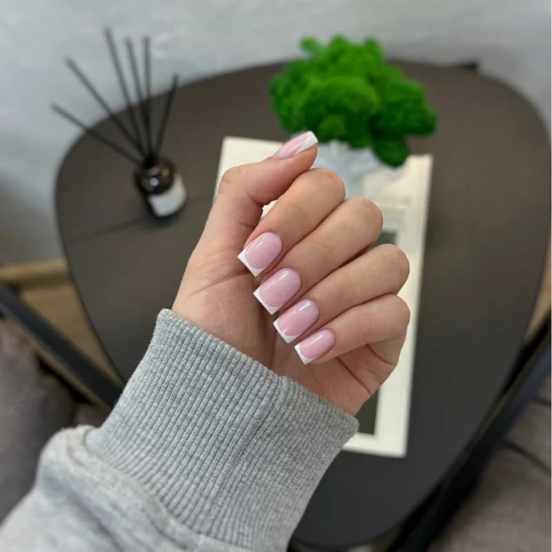 Пример работы vladanails.studio (8)