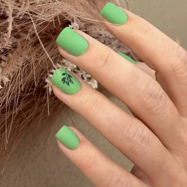 Пример работы Студия ногтей "Ulanova Nails" (8)