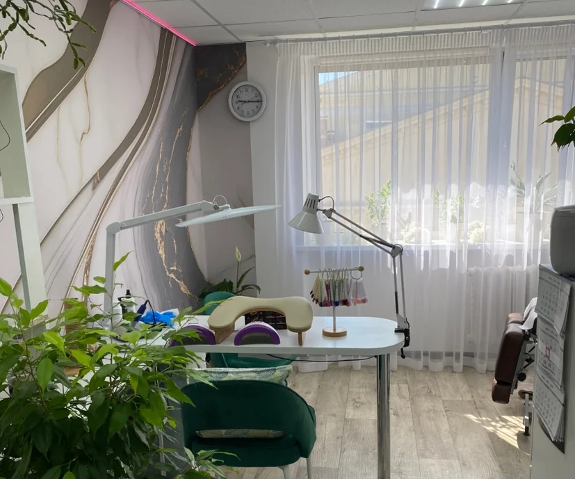 Салон Студия красоты ❤️ Воронеж Плехановская 9, 5 этаж, 524 кабинет, Красный Лифт (фото 6)