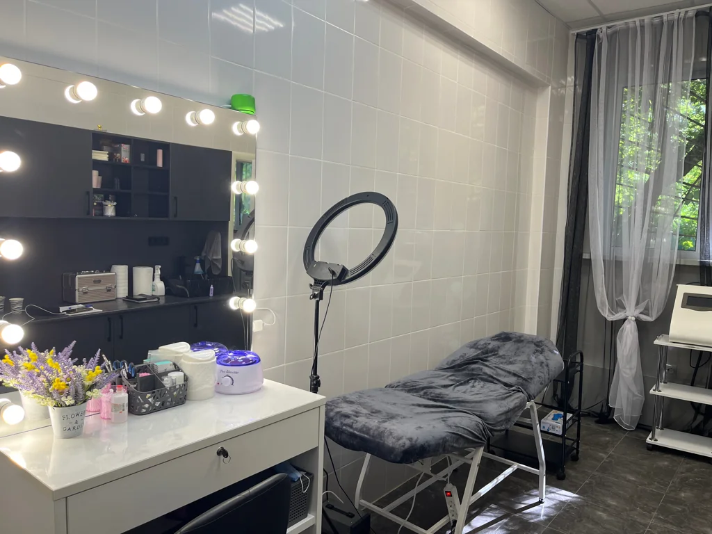 Салон Beauty world studio Воронеж Свободы 65, 3 (фото 2)