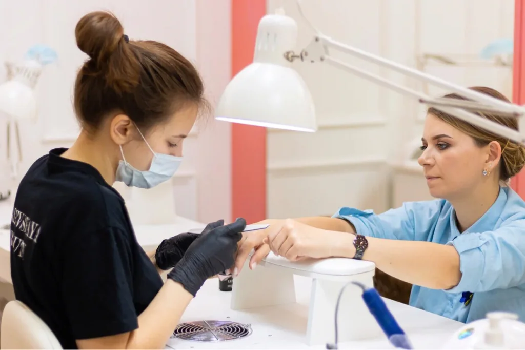 Салон Студия Красоты Анны Далевской / DALEVSKAYA BEAUTY Минск Красноармейская 19, Вход с торца здания ❤️ (фото 4)