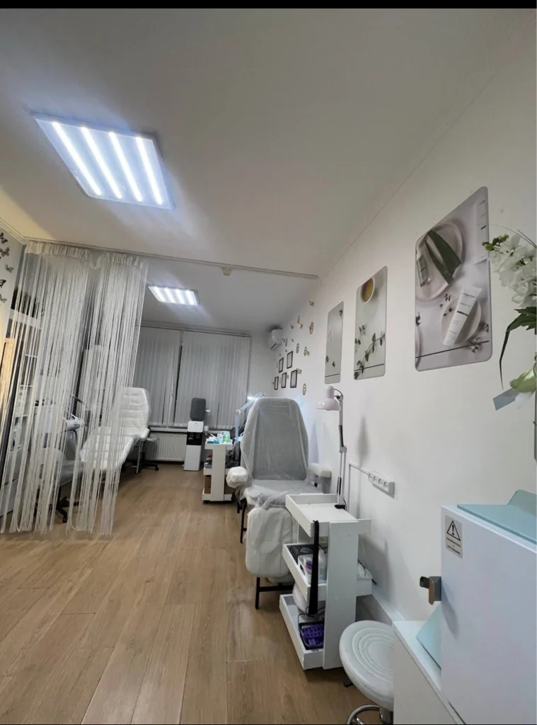 Салон Nura beauty service Москва Осенняя 16, каб 16 (фото 2)
