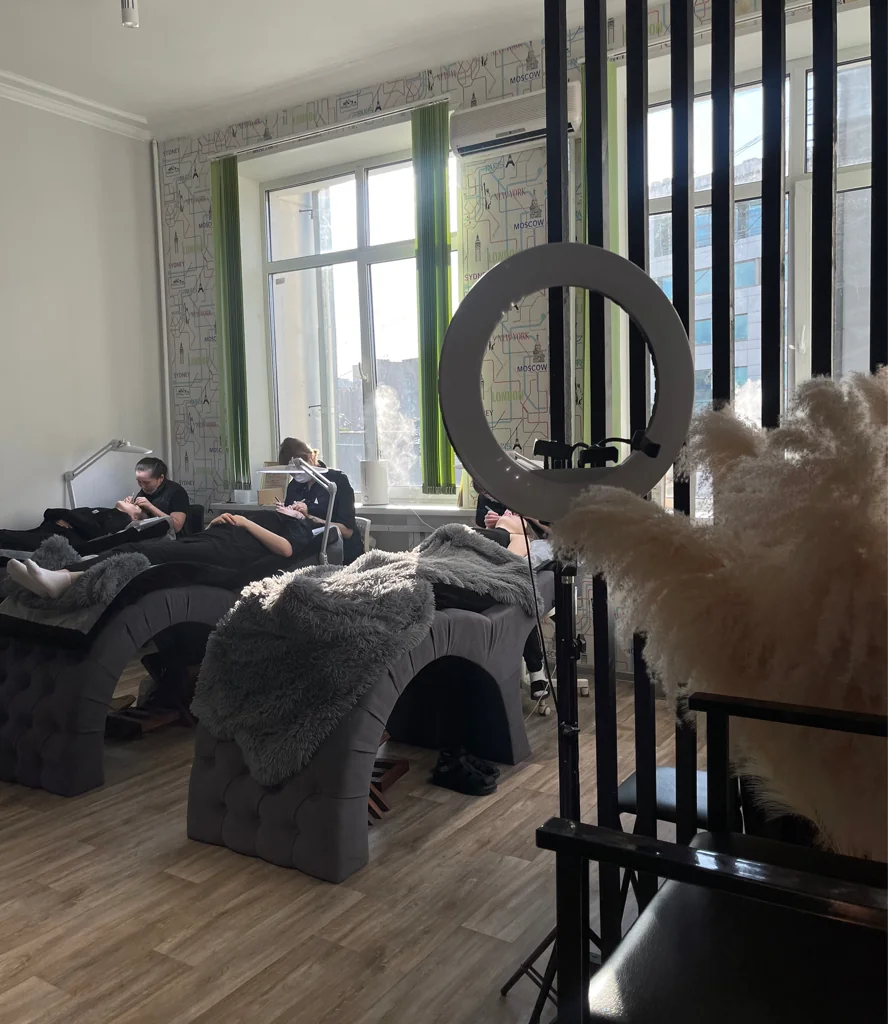 Салон Студия красоты «TOPLASHES» Москва Марксистская, 10с1 (фото 10)