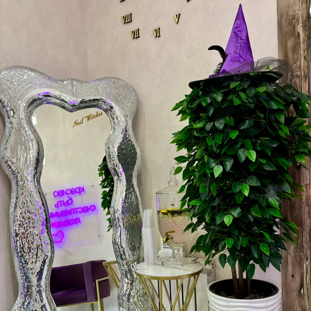 Салон НОГТЕВЫЕ ВЕДЬМОЧКИ/ NAIL WITCHES НА КОЛОМЕНСКОЙ Москва Новинки, 29 (фото 11)