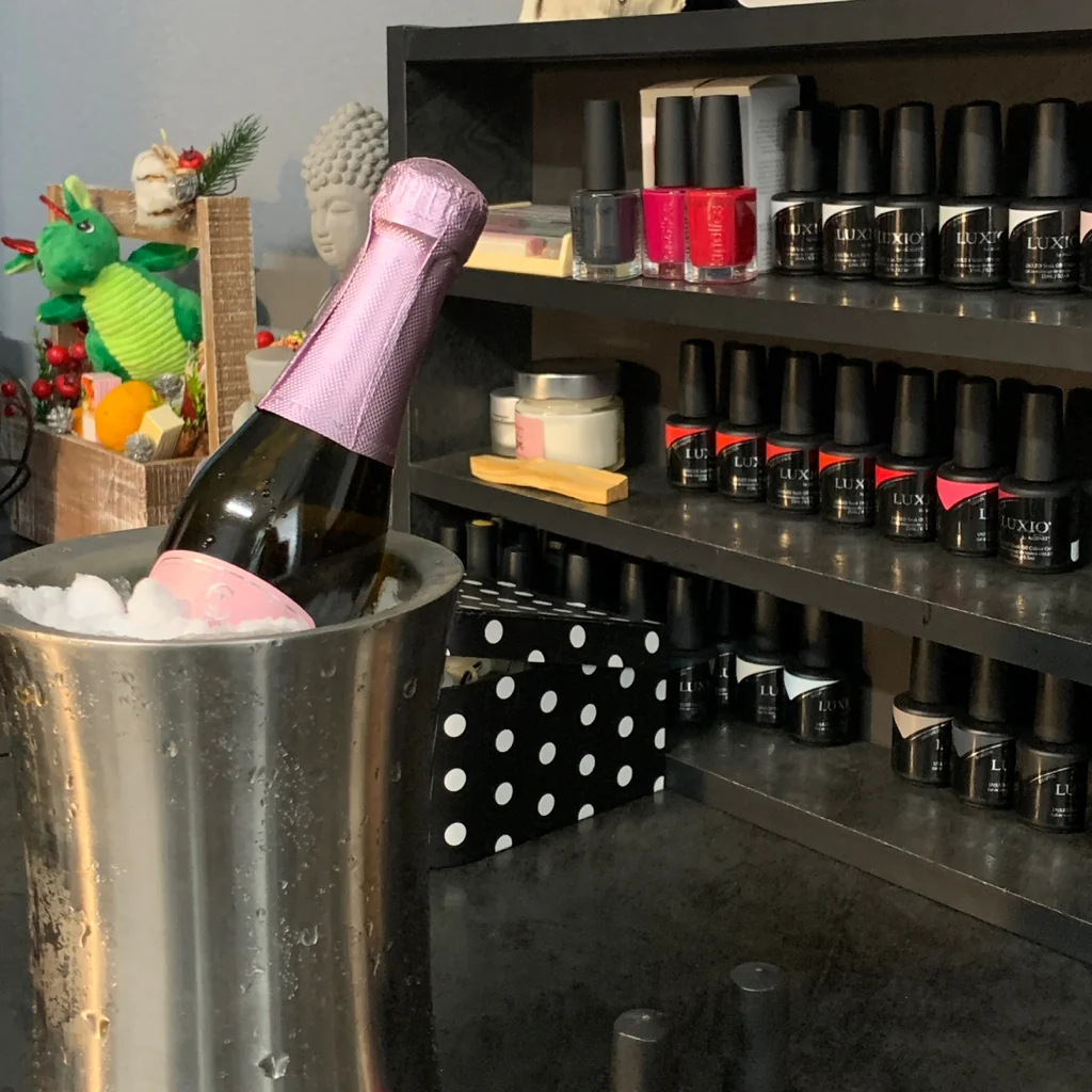 Салон Королевство красоты REGAL NAILS & BEAUTY Москва Богданова, 42, 3 (фото 5)