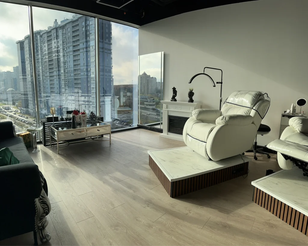 Салон Kristina Li beauty studio Москва Варшавское шоссе, 150к2, 8 этаж, 802 (фото 8)