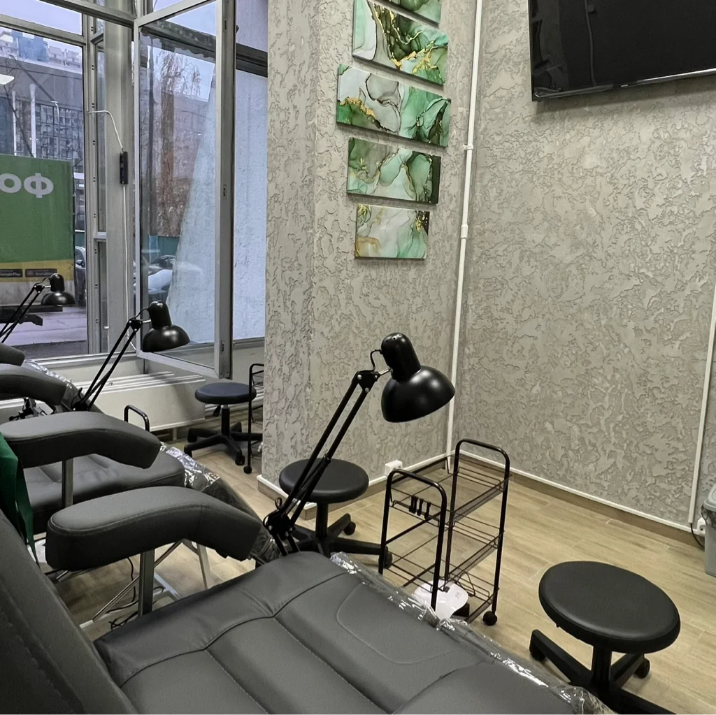 Салон Krisnails_yasenevo Москва Тарусская, 14 к1, 1 (фото 3)